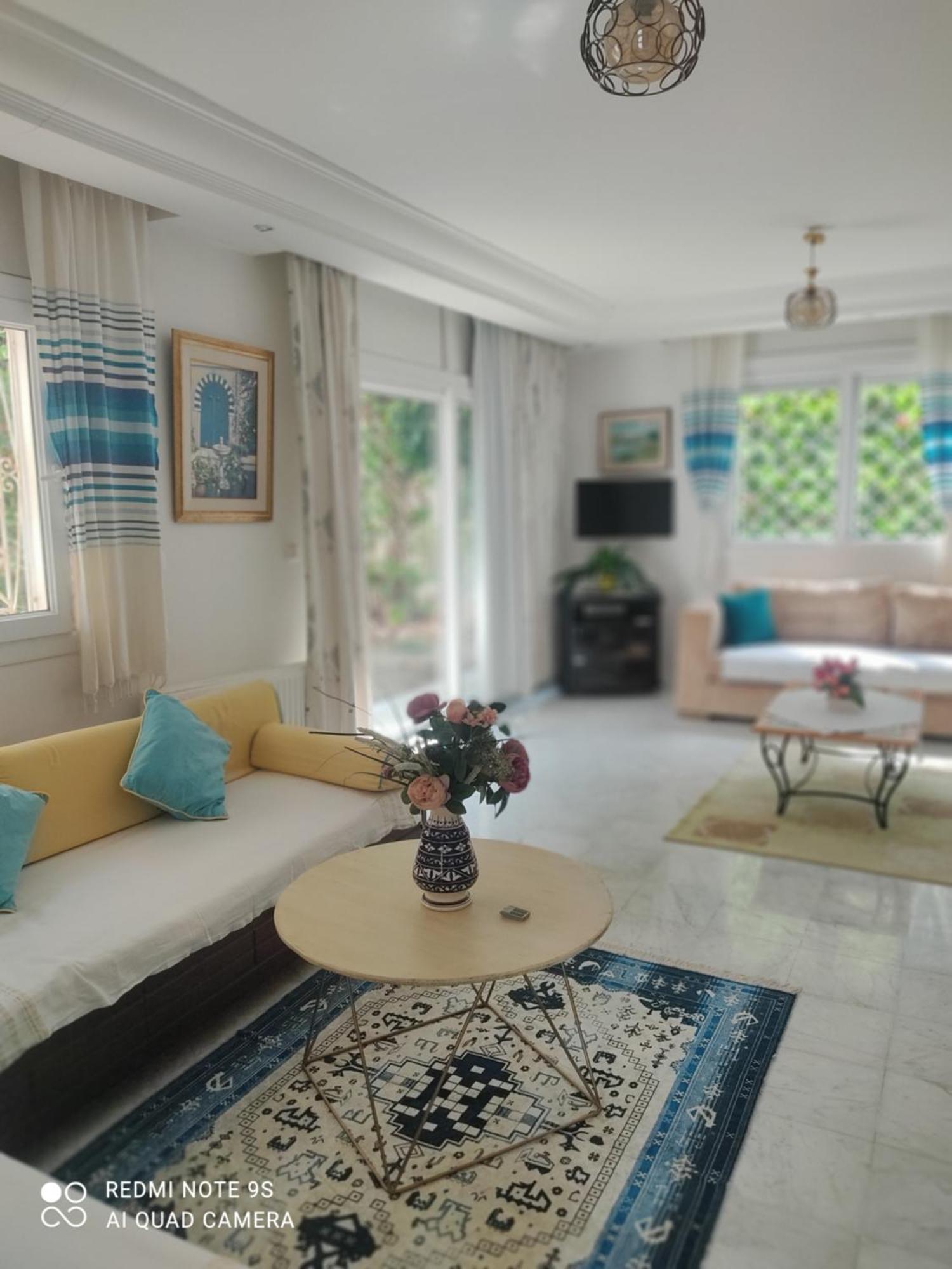 Etage De Villa Avec Jardin, Pres De L'Aireport Et Parking Prive أريانة المظهر الخارجي الصورة