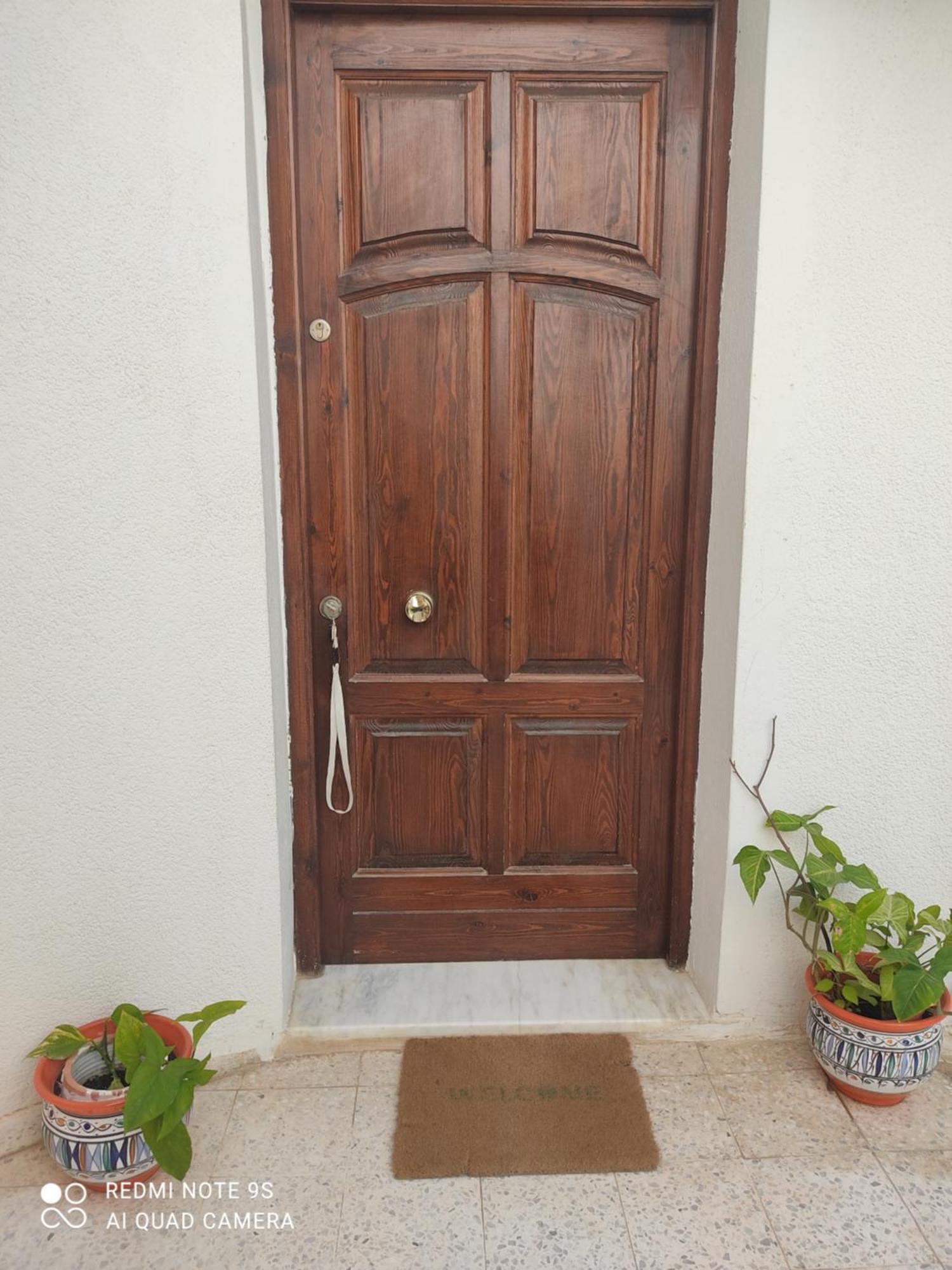 Etage De Villa Avec Jardin, Pres De L'Aireport Et Parking Prive أريانة المظهر الخارجي الصورة